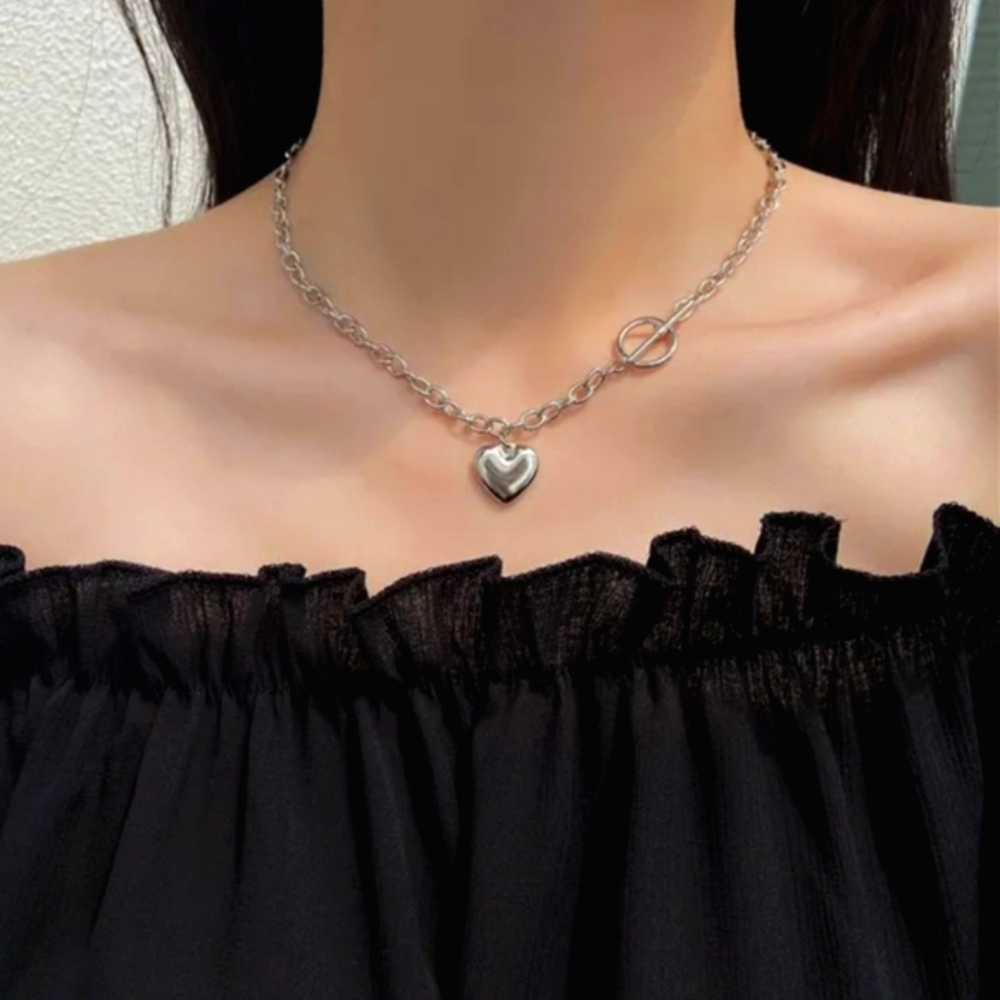 Silver Heart Pendant Necklace